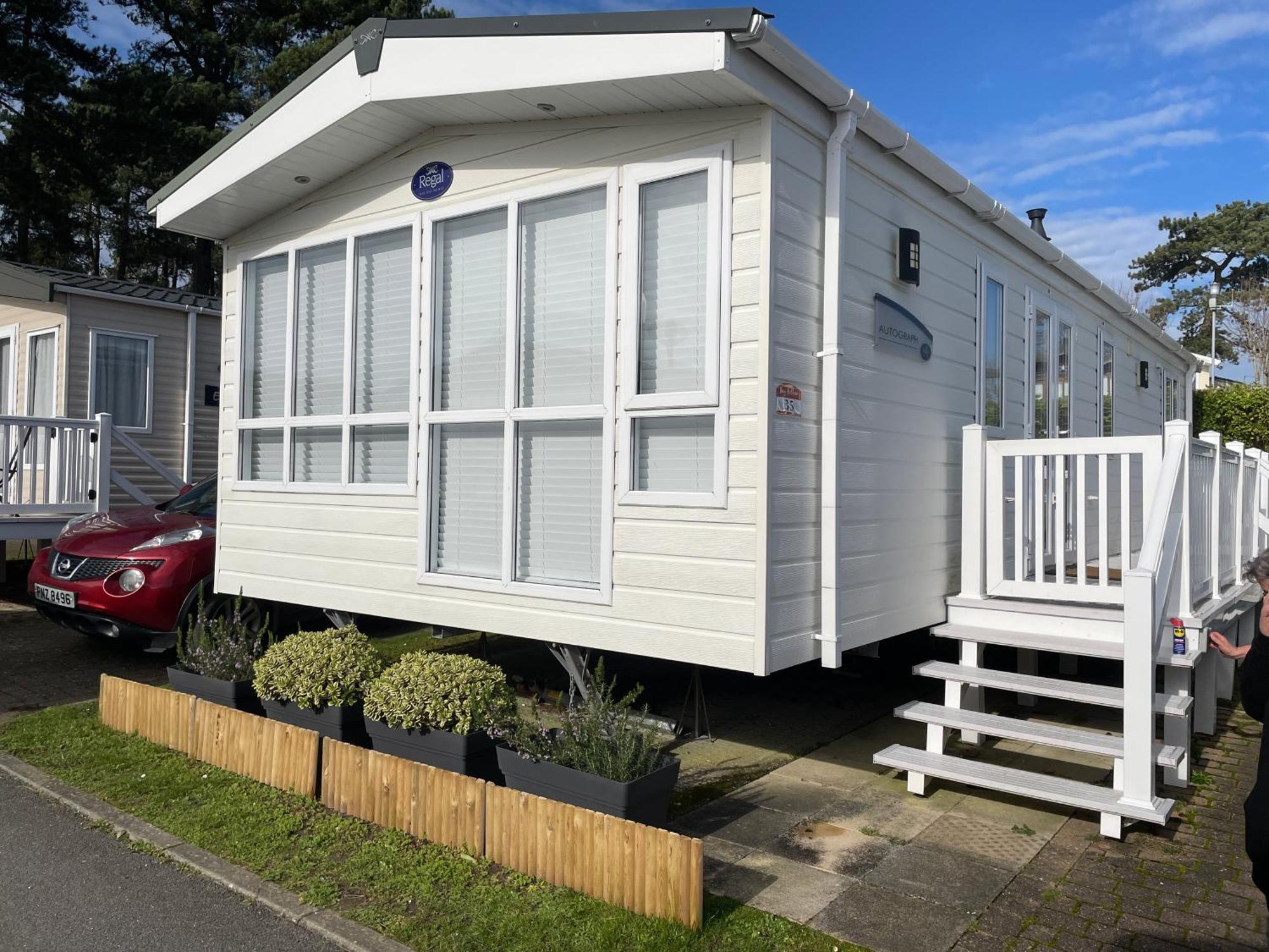 Rockley Park Private Holiday Homes Poole Exterior photo